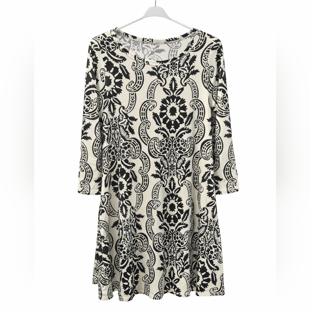 BELLAMIE PAISLEY PRINT SHIFT DRESS. - Picture 4 of 6